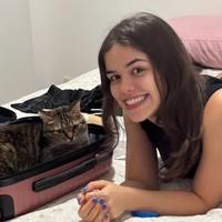 Isadora, Mia e Amigos Temporários